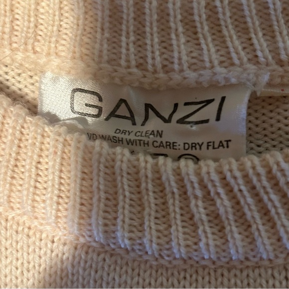 Get ready for St Patrick’s Day in Style! Ganzi sweater, Size 44 or XL - Picture 6 of 6